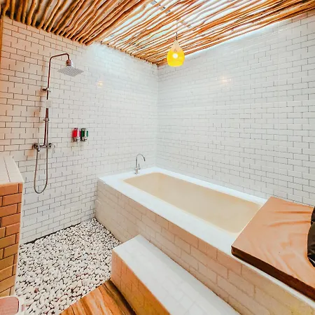 Agung Wiwin Homestay & Restaurant Mengwi Extérieur photo