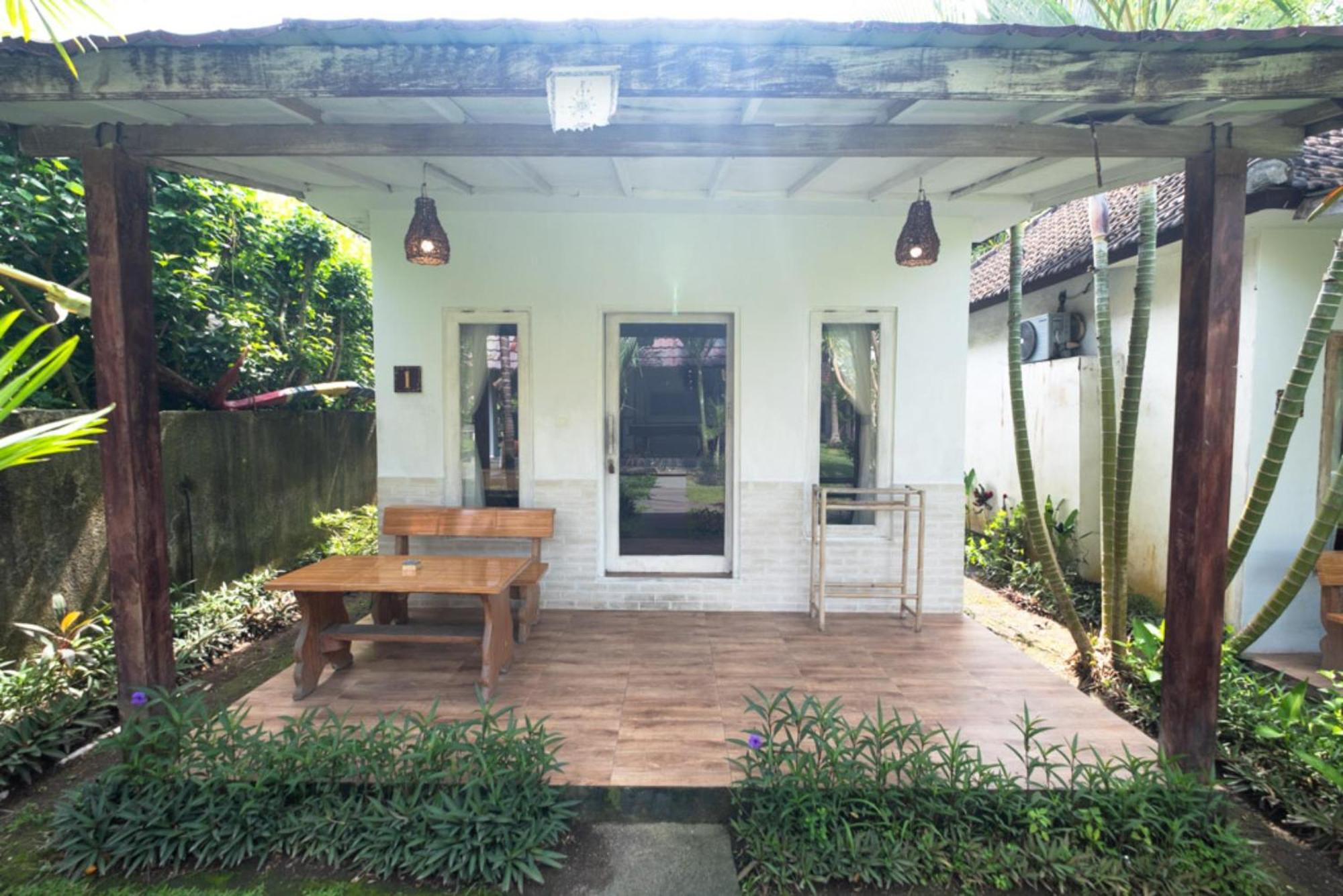 Agung Wiwin & Restaurant Mengwi