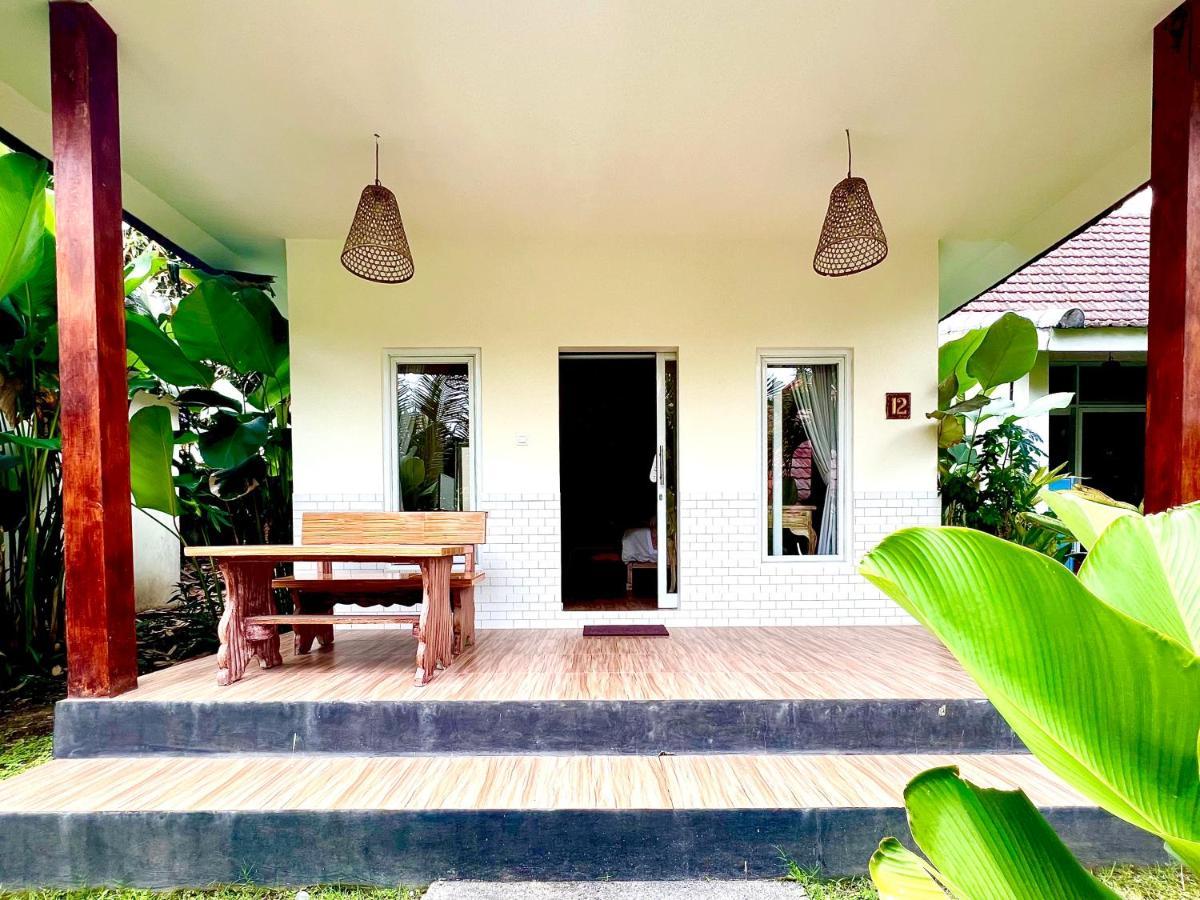 Agung Wiwin & Restaurant Perkemahan Mengwi