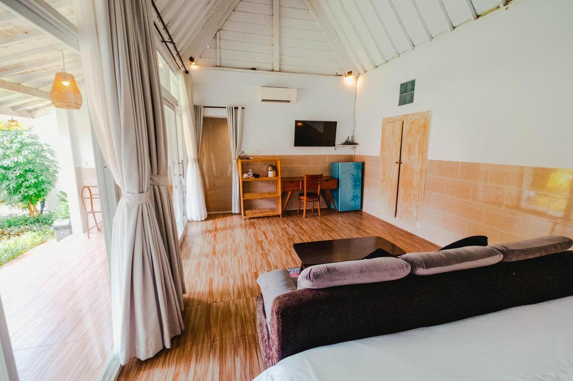 Agung Wiwin & Restaurant Camping Mengwi